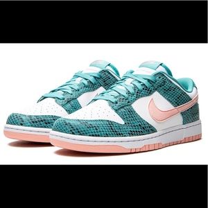 Nike Dunk Low Snakeskin Washed Coral Size 8M/9.5W